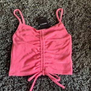 SOLD‼️‼️TRENDY ADORABLE CROP TOP!!